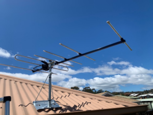 VHF antenna system installed at Oakdowns