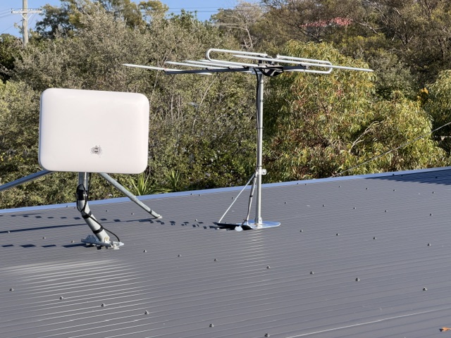 VHF TV antenna on a roof mast in Lindisfarne, Tasmania